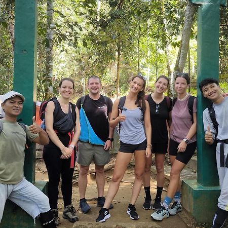 Sama Sama Homestay & Trekking Only Stay Here Book Trekking And Transport With Us Bukit Lawang Bagian luar foto