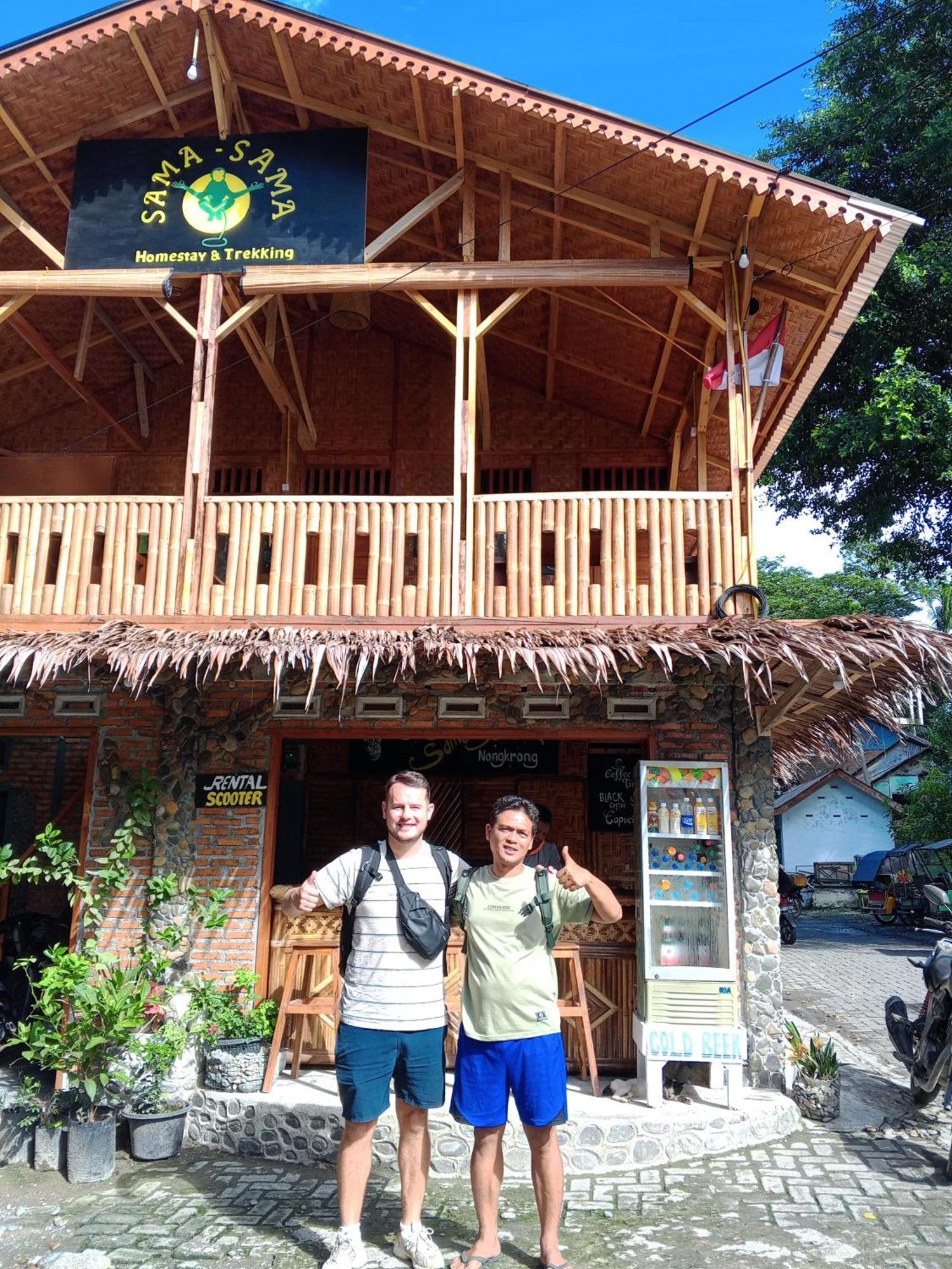 Sama Sama Homestay & Trekking Only Stay Here Book Trekking And Transport With Us Bukit Lawang Bagian luar foto