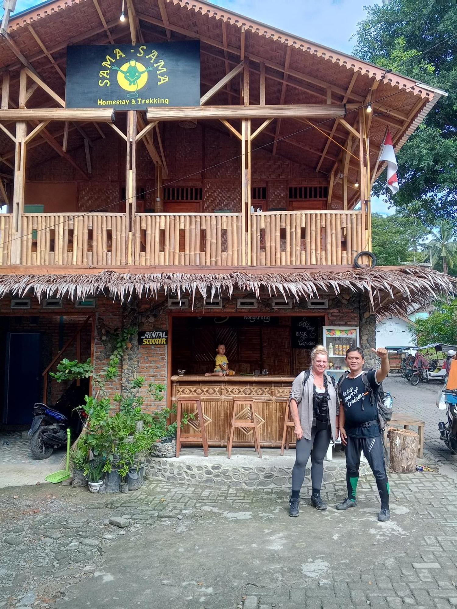 Sama Sama Homestay & Trekking Only Stay Here Book Trekking And Transport With Us Bukit Lawang Bagian luar foto