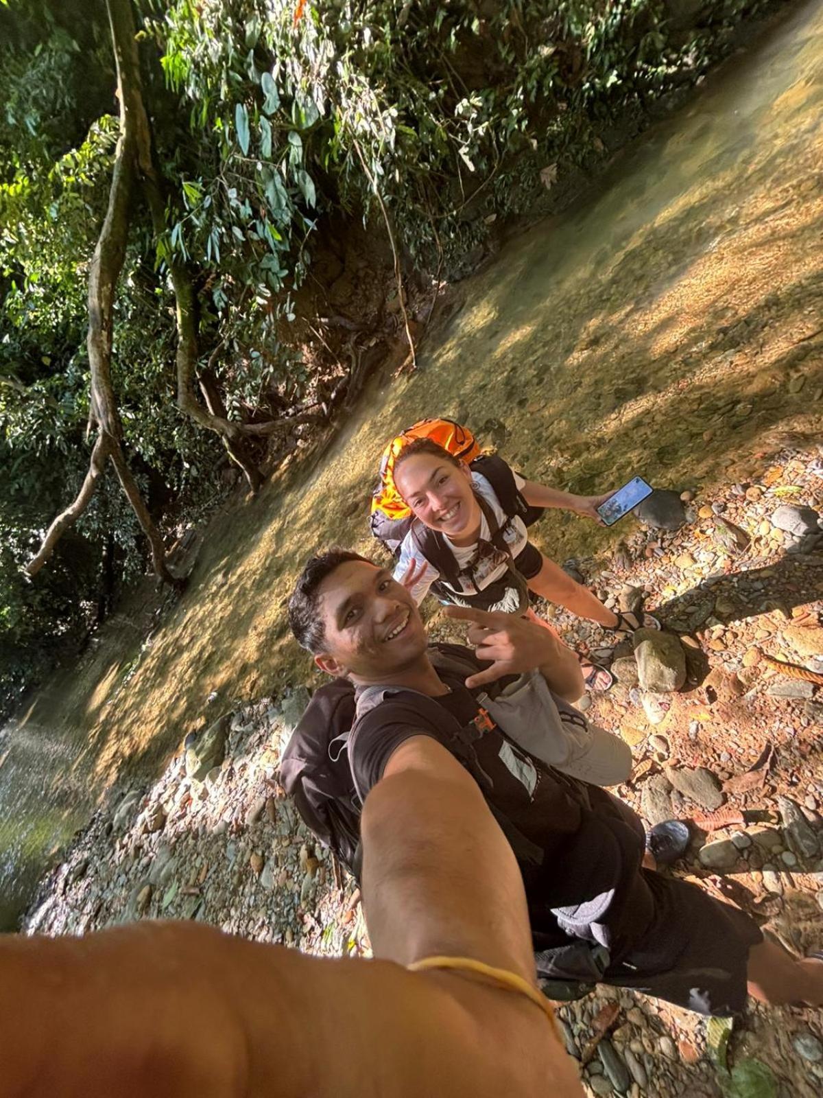Sama Sama Homestay & Trekking Only Stay Here Book Trekking And Transport With Us Bukit Lawang Bagian luar foto