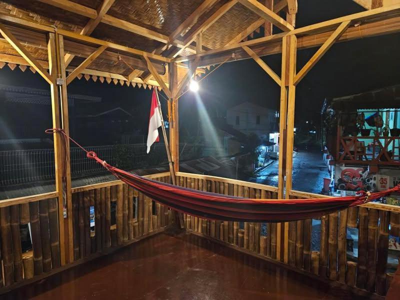 Sama Sama Homestay & Trekking Only Stay Here Book Trekking And Transport With Us Bukit Lawang Bagian luar foto